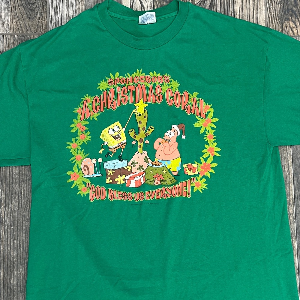 🔥🔥 Vintage 2001 SPONGEBOB CHRISTMAS‎ BLESS Green T-Shirt Sz Lg. - Very RARE!